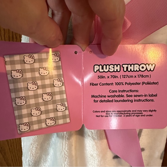 Hello Kitty Bundle Pink & Grey Gingham Throw Blanket and Thermal Travel Mug - Picture 4 of 15